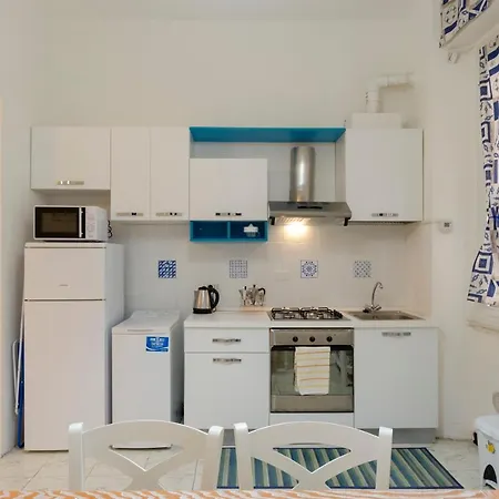 Altido Charming Apt For 4 In Historical Centre Of Appartamento *
